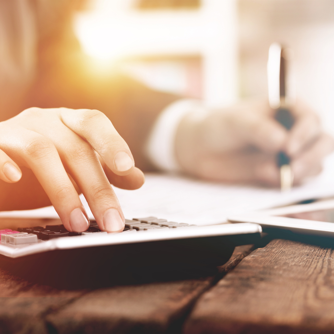 Calcul de la fiscalité en cas de donation ou de donation partage : comment calculer les droits de donation