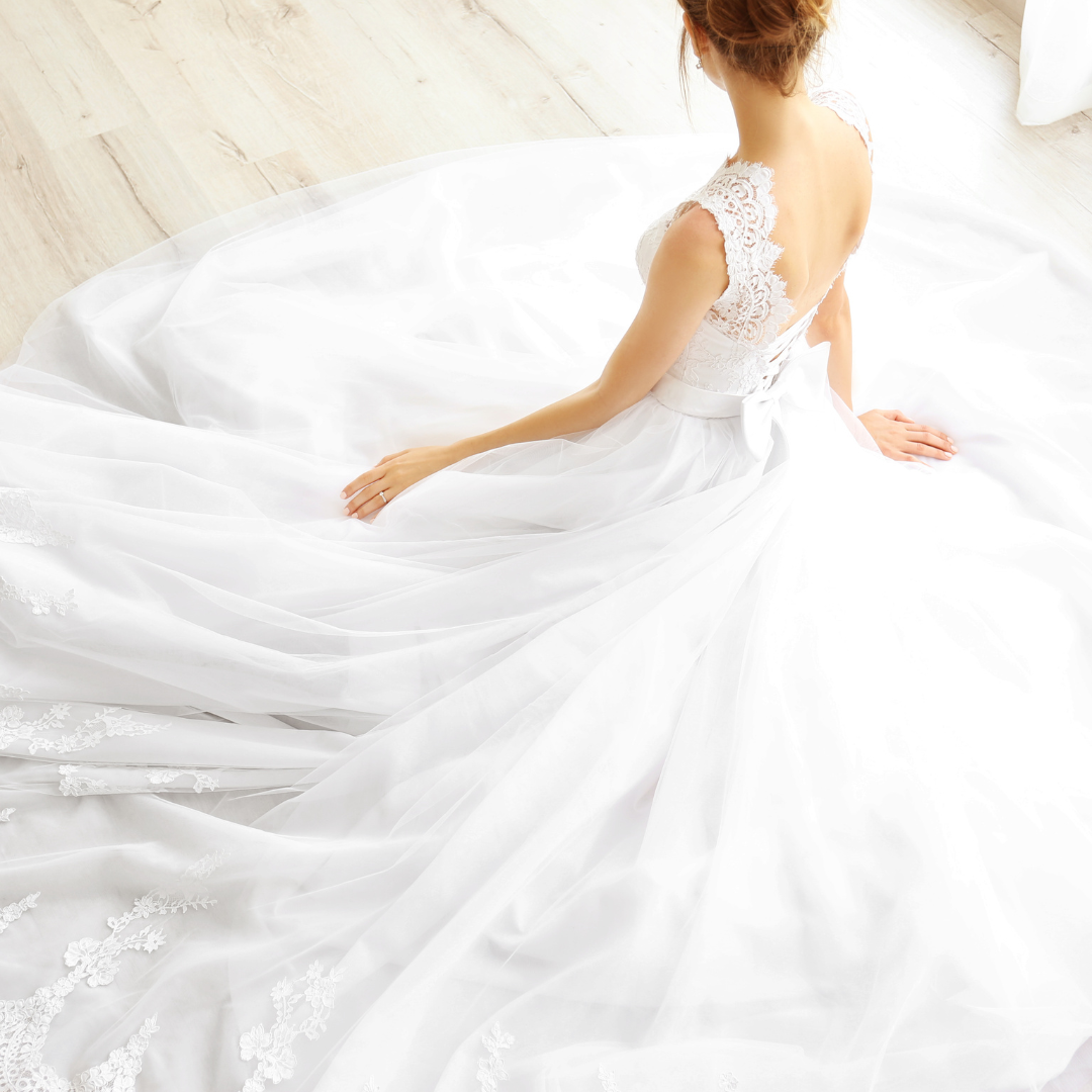 robe de mariée : avant le mariage, il faut choisir son régime matrimonial et signer un contrat de mariage