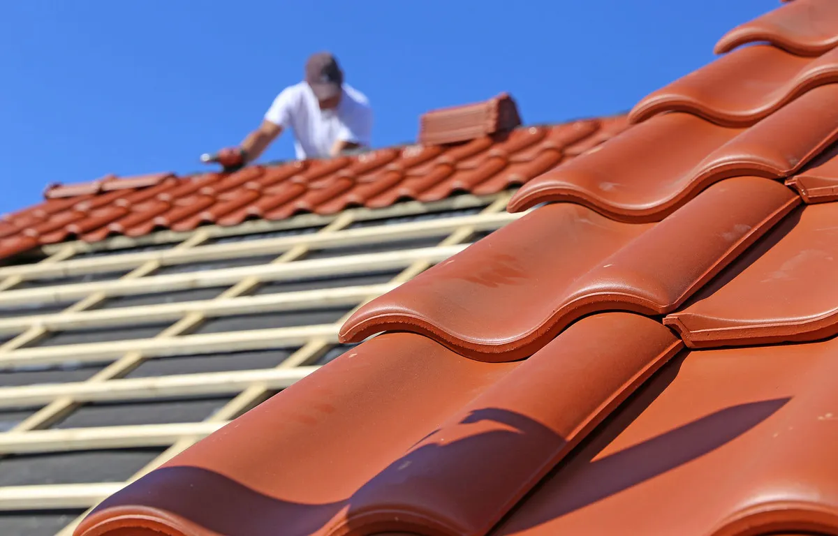 toit de maison sans autorisation d'urbanisme